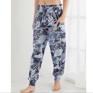 Aerie easy jogger